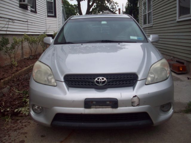 Toyota Matrix 2005 photo 2