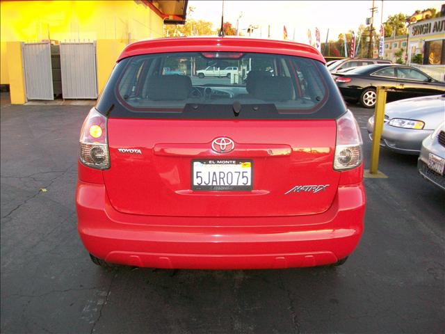 Toyota Matrix 2005 photo 2
