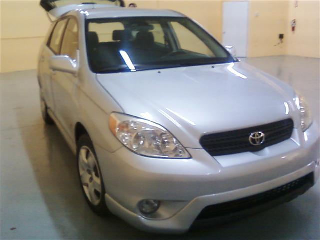 Toyota Matrix 2005 photo 1