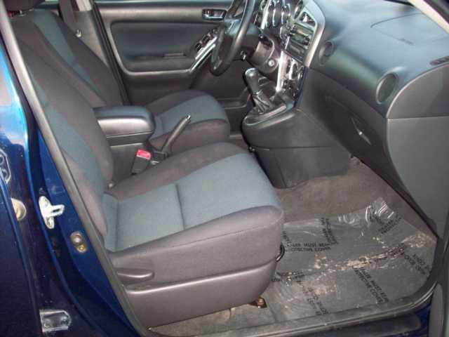Toyota Matrix 2005 photo 2