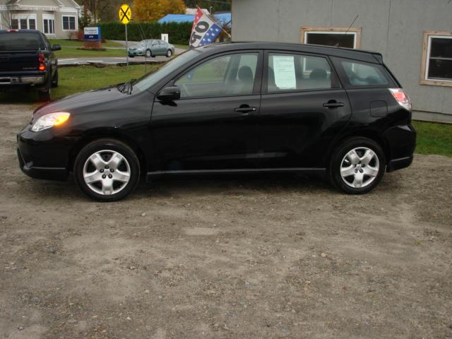 Toyota Matrix 2005 photo 1