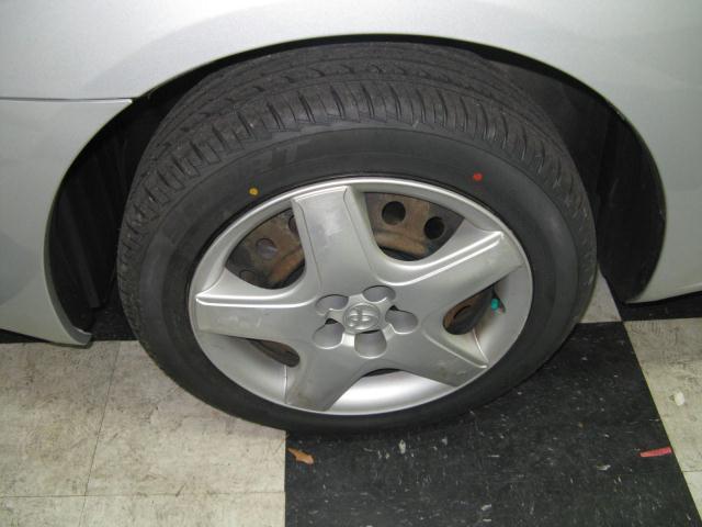 Toyota Matrix 2006 photo 2