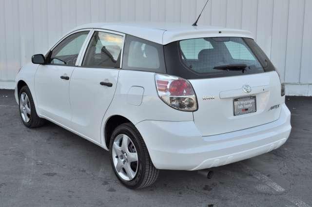 Toyota Matrix 2006 photo 1