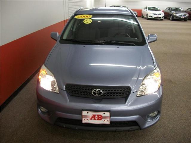 Toyota Matrix 2006 photo 2