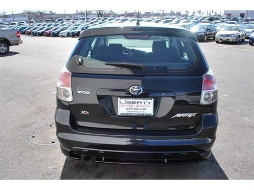 Toyota Matrix 2006 photo 2