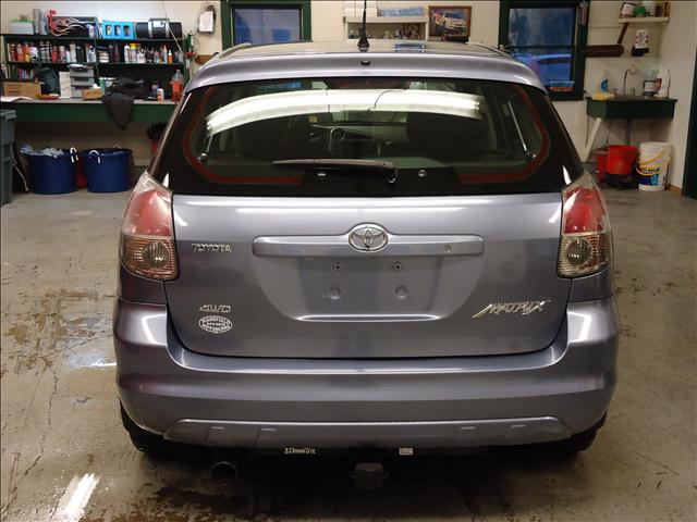 Toyota Matrix 2006 photo 2