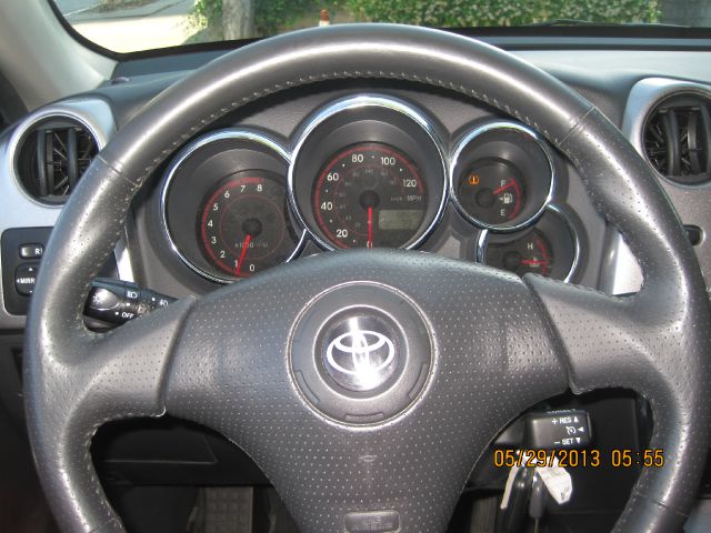 Toyota Matrix 2006 photo 12