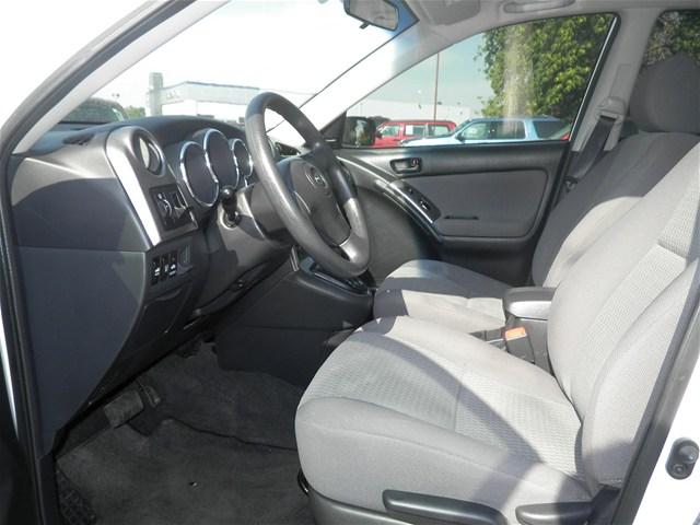 Toyota Matrix Base Sport Utility