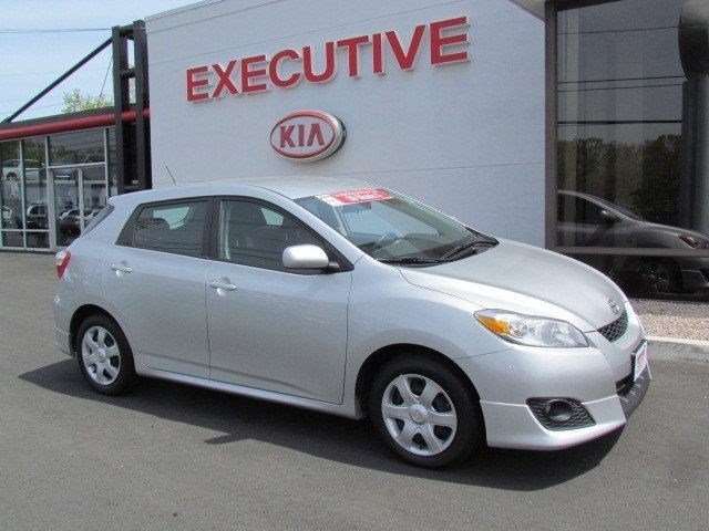 Toyota Matrix 2WD 4dr V6 SE Unspecified