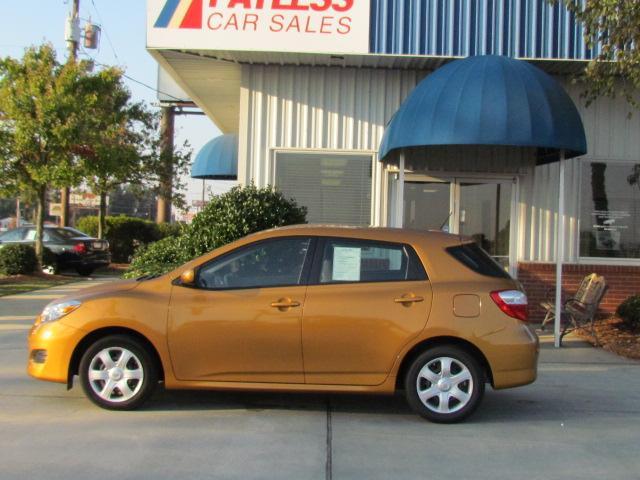 Toyota Matrix 4WD EX-L AUTO / Leathernav Sport Utility