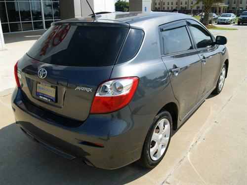 Toyota Matrix 2009 photo 2