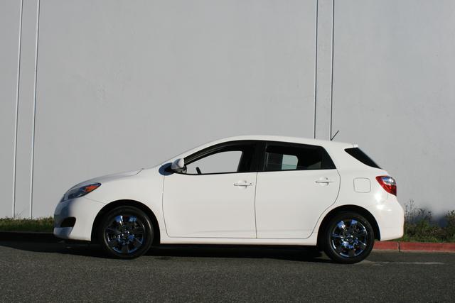 Toyota Matrix 2009 photo 2