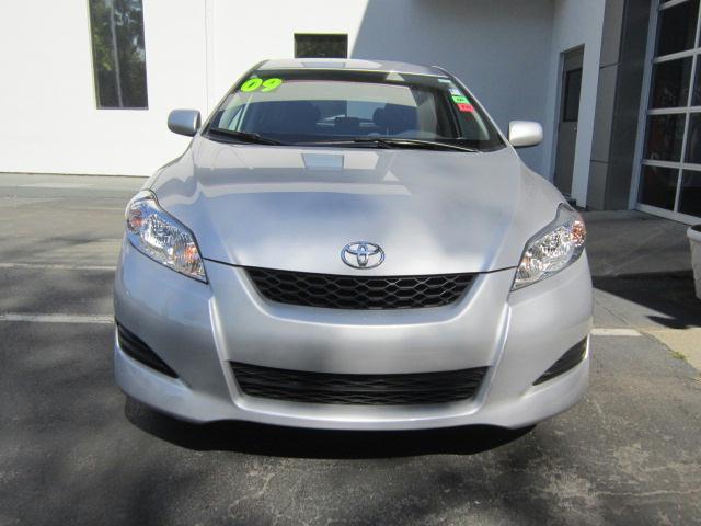 Toyota Matrix 2009 photo 2