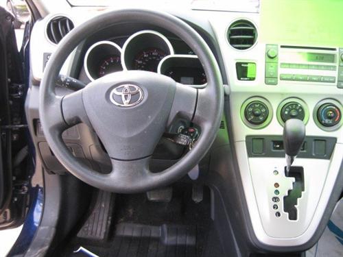 Toyota Matrix 2010 photo 1