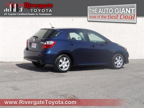 Toyota Matrix 2010 photo 2