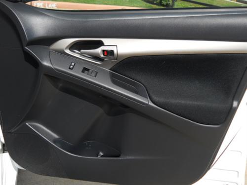 Toyota Matrix Quad-short-slt-big Horn-6.7l Diesel-stick-4wd-1 OW Other