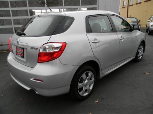 Toyota Matrix 2010 photo 3