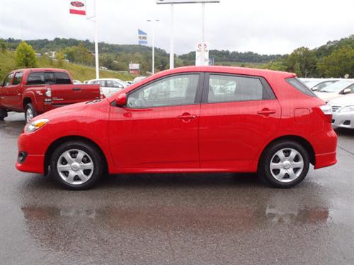 Toyota Matrix 2010 photo 1