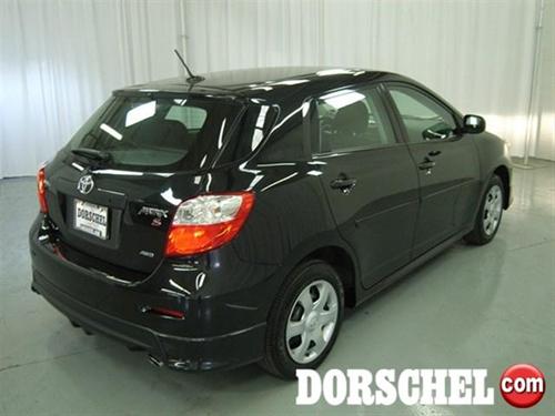 Toyota Matrix 2010 photo 2