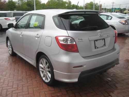 Toyota Matrix 2010 photo 2
