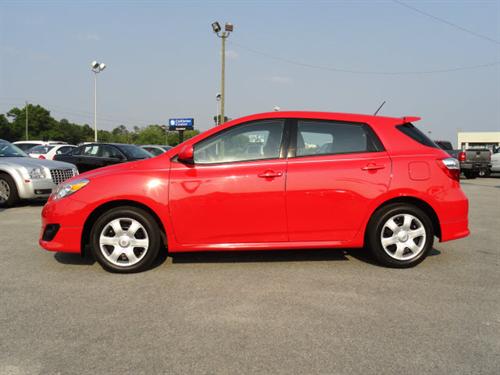 Toyota Matrix 2010 photo 1