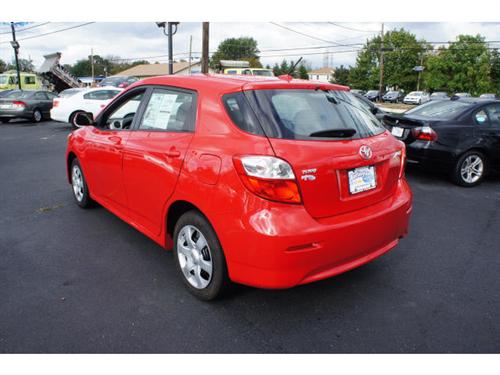 Toyota Matrix 2010 photo 3