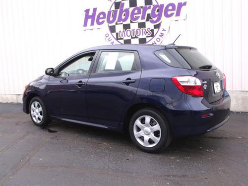 Toyota Matrix 2010 photo 2