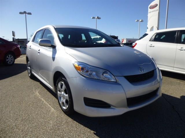 Toyota Matrix 2010 photo 1