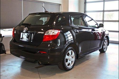 Toyota Matrix 2010 photo 2