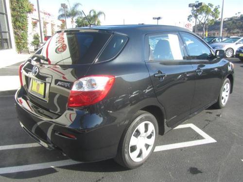 Toyota Matrix 2010 photo 2