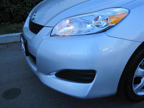 Toyota Matrix 2010 photo 2