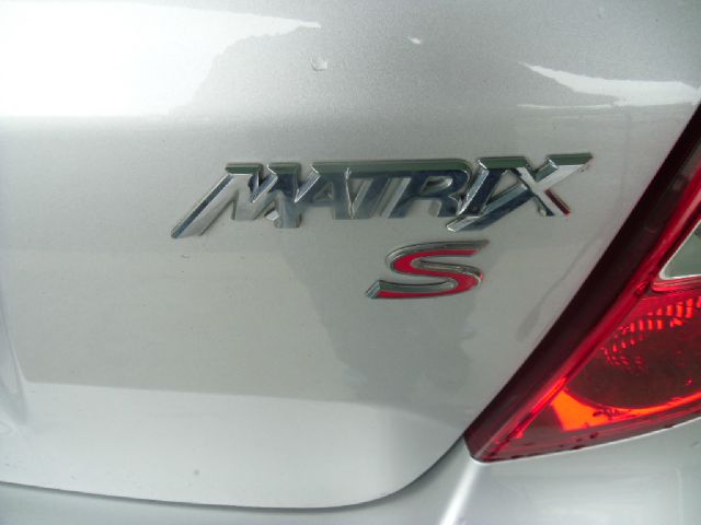 Toyota Matrix SLT Trx4 SUV