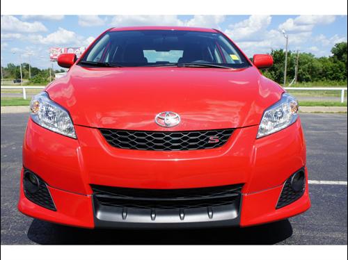 Toyota Matrix 2010 photo 1