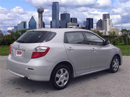 Toyota Matrix 2010 photo 2