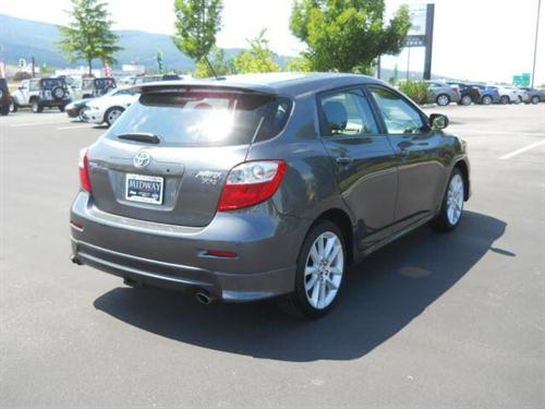Toyota Matrix 2010 photo 2