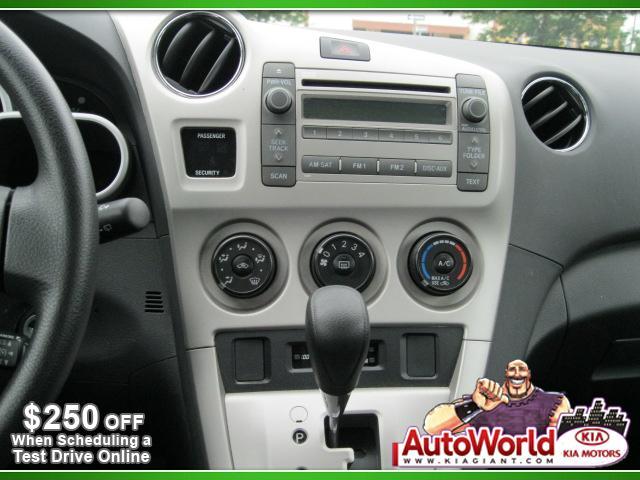 Toyota Matrix 2010 photo 5