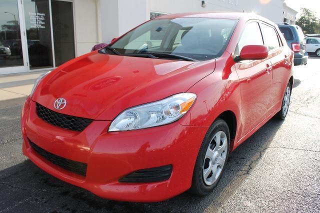 Toyota Matrix Base Sport Utility