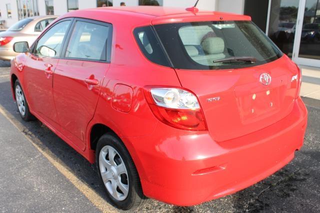 Toyota Matrix 2010 photo 3