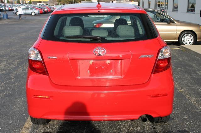 Toyota Matrix 2010 photo 4