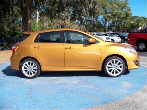 Toyota Matrix 2010 photo 2