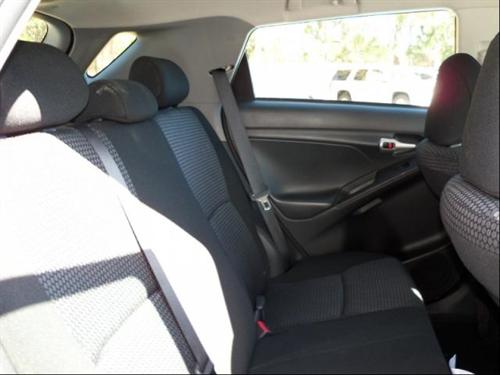 Toyota Matrix 2010 photo 4