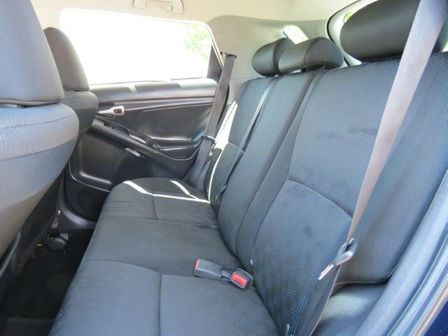 Toyota Matrix 2010 photo 1