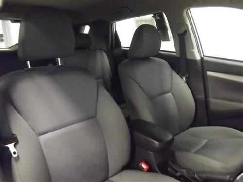 Toyota Matrix 2010 photo 2