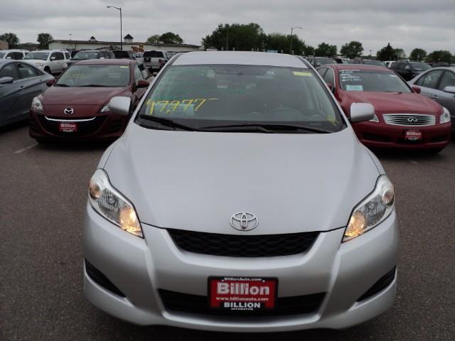 Toyota Matrix 2010 photo 1