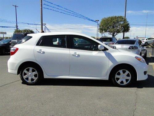 Toyota Matrix 2010 photo 2
