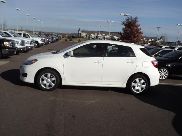 Toyota Matrix Unknown Sport Utility