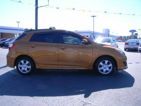 Toyota Matrix 2010 photo 2