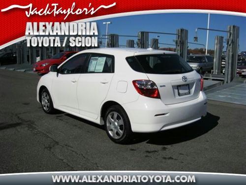 Toyota Matrix 2010 photo 2