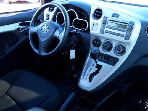 Toyota Matrix 2010 photo 3