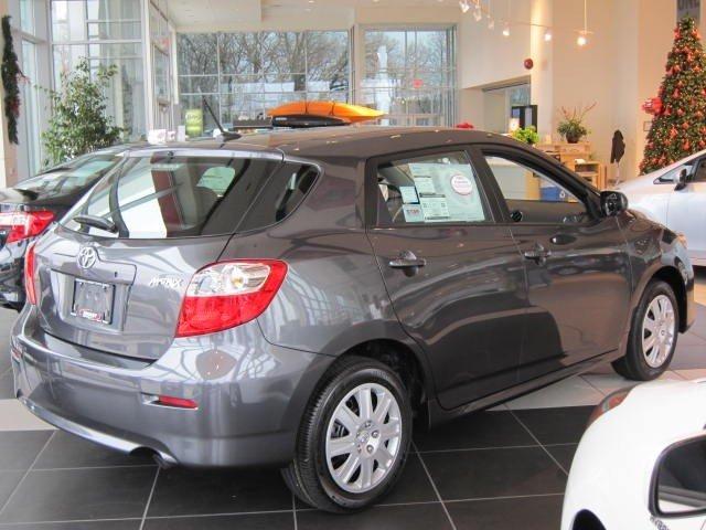 Toyota Matrix 2011 photo 1